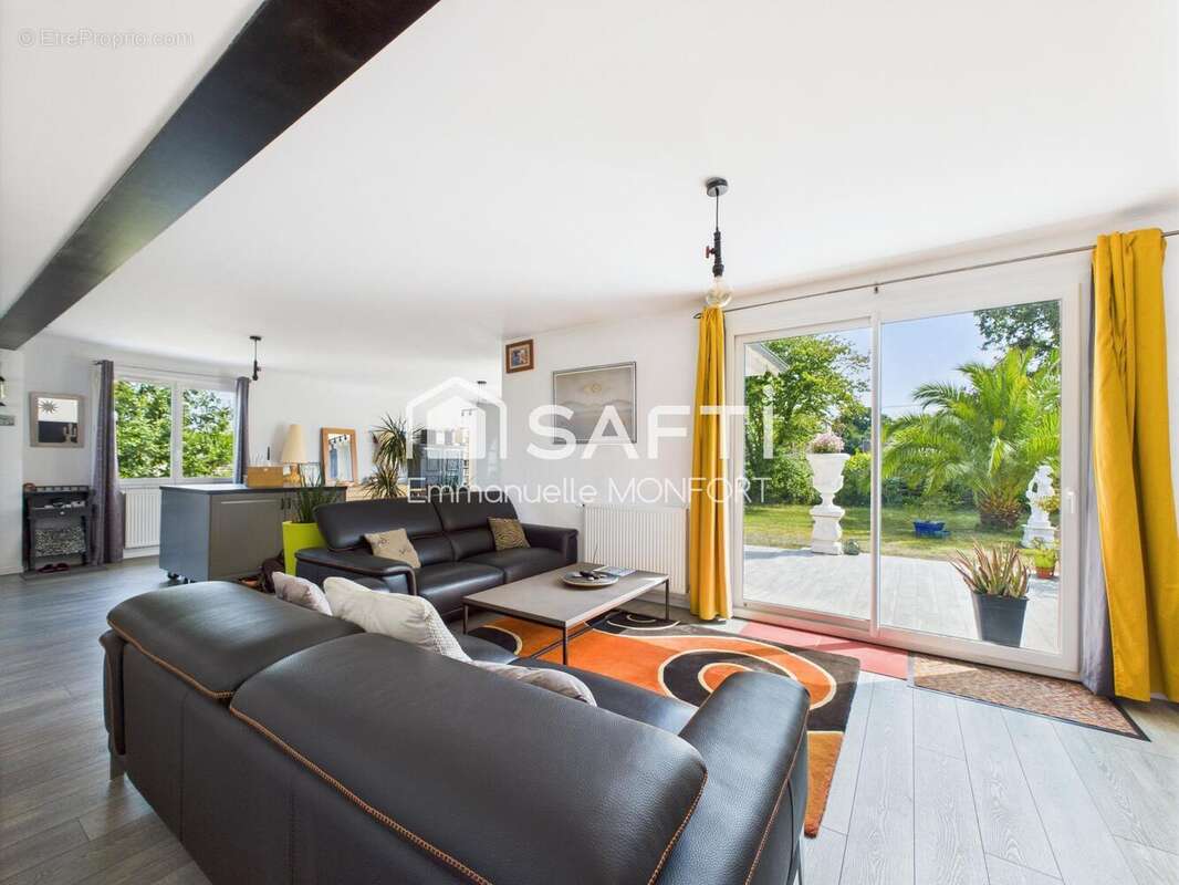 Photo 5 - Maison à PLOUIGNEAU