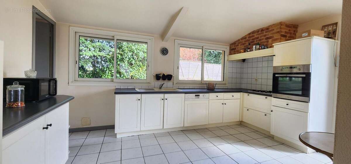 Photo 4 - Maison à SAINT-JULIEN-DE-VOUVANTES