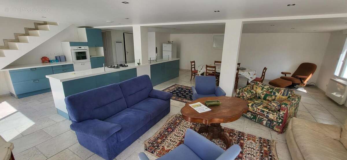 Photo 2 - Maison à COUSSAY-LES-BOIS