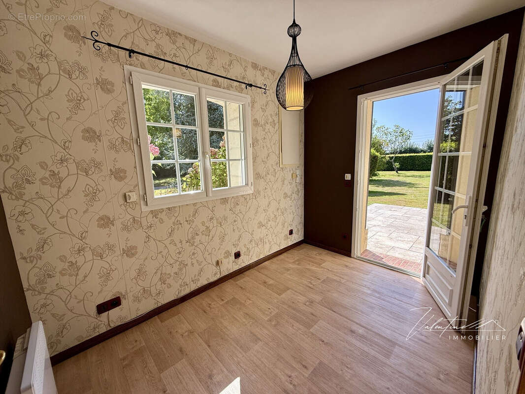 Maison à PONT-L&#039;EVEQUE