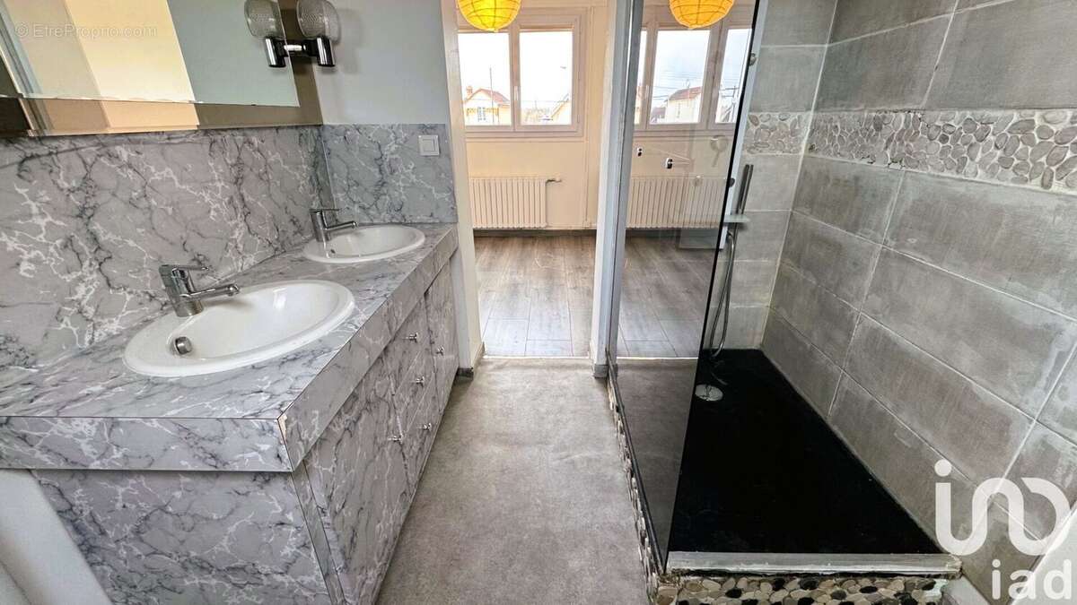 Photo 7 - Maison à ROMILLY-SUR-SEINE