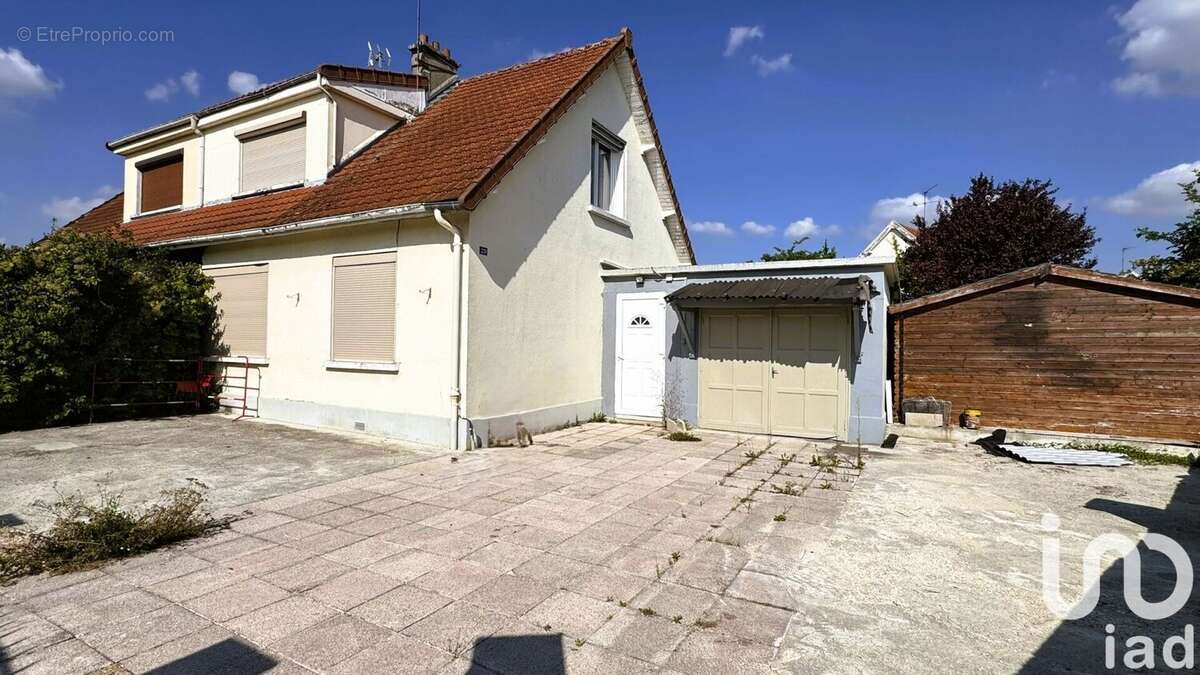 Photo 8 - Maison à ROMILLY-SUR-SEINE