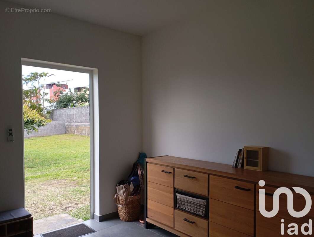 Photo 2 - Maison à SAINT-BENOIT