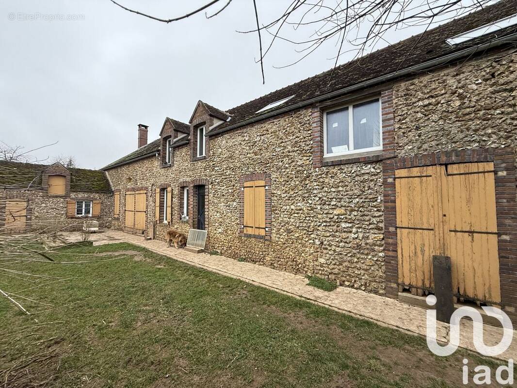 Photo 1 - Maison à BUSSY-LE-REPOS