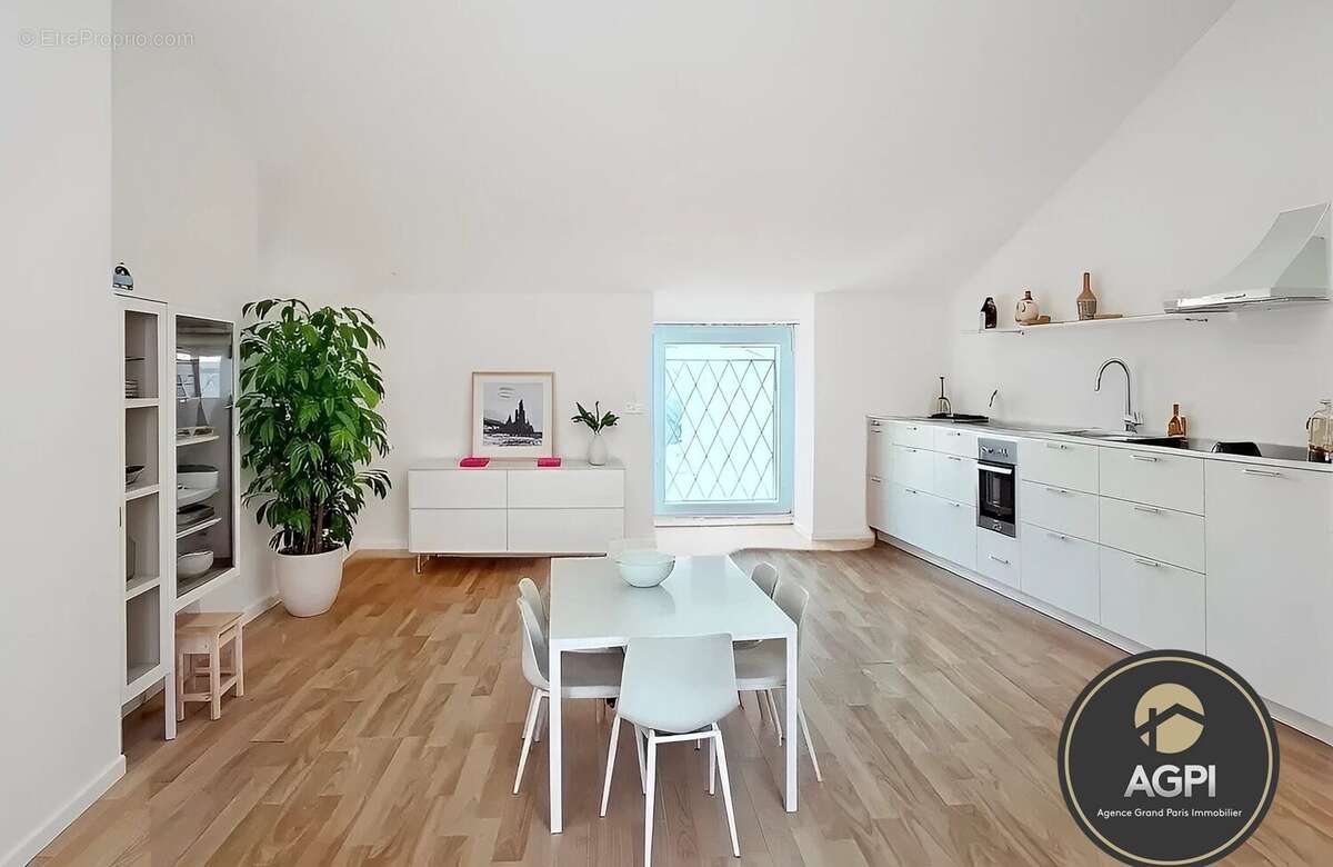 Cuisine aménagement virtuel - Appartement à SACLAY