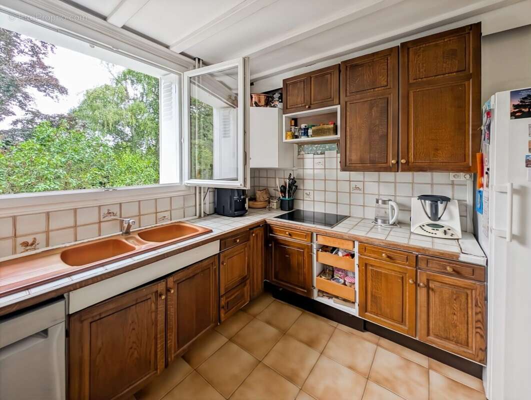 Maison à SAINT-CYR-L&#039;ECOLE