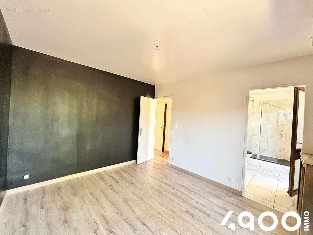 Maison à RIS-ORANGIS