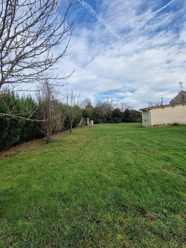 Maison à BOIS-DE-LA-PIERRE