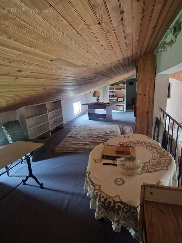 Maison à BOIS-DE-LA-PIERRE