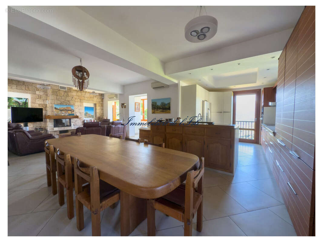 Maison à SAINTE-LUCIE-DE-TALLANO