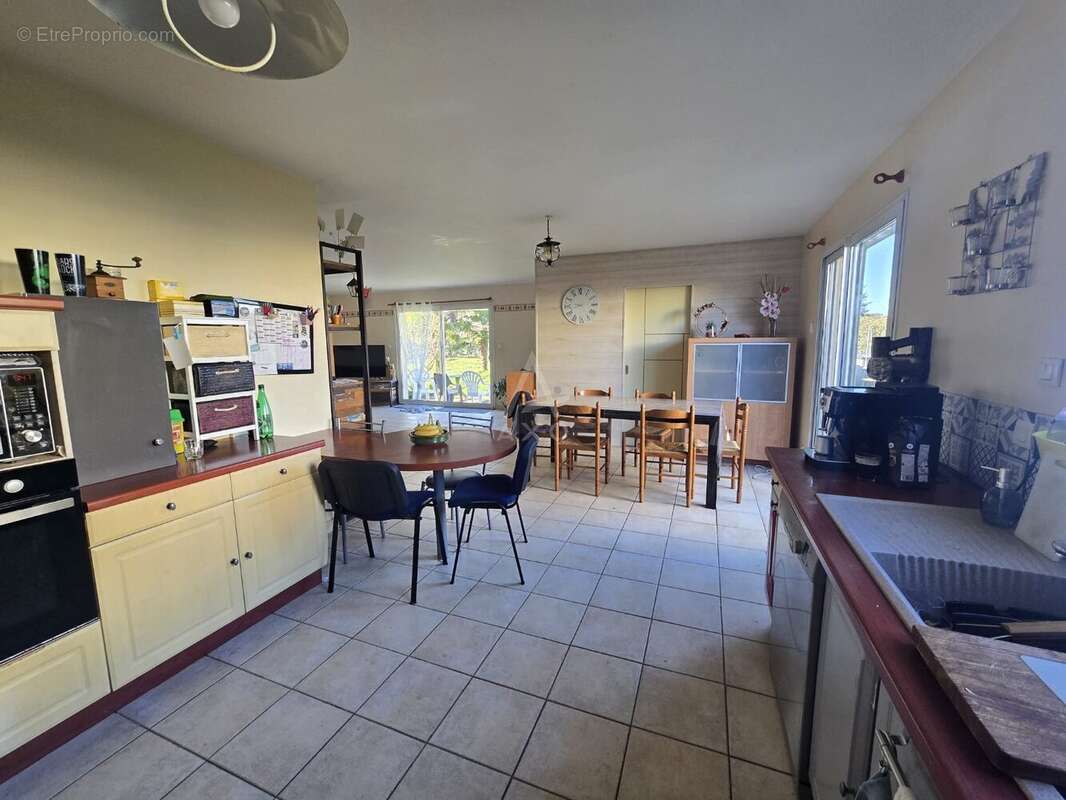 Maison à L&#039;HERBERGEMENT