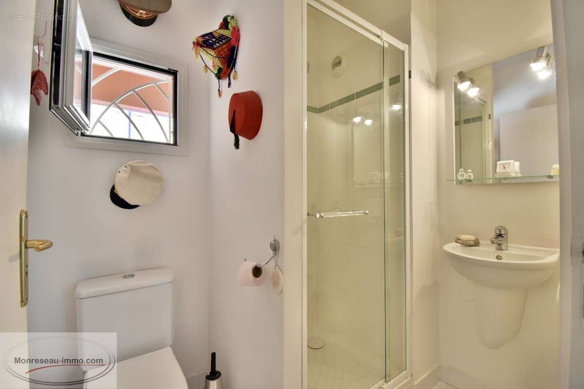 Appartement à MANDELIEU-LA-NAPOULE