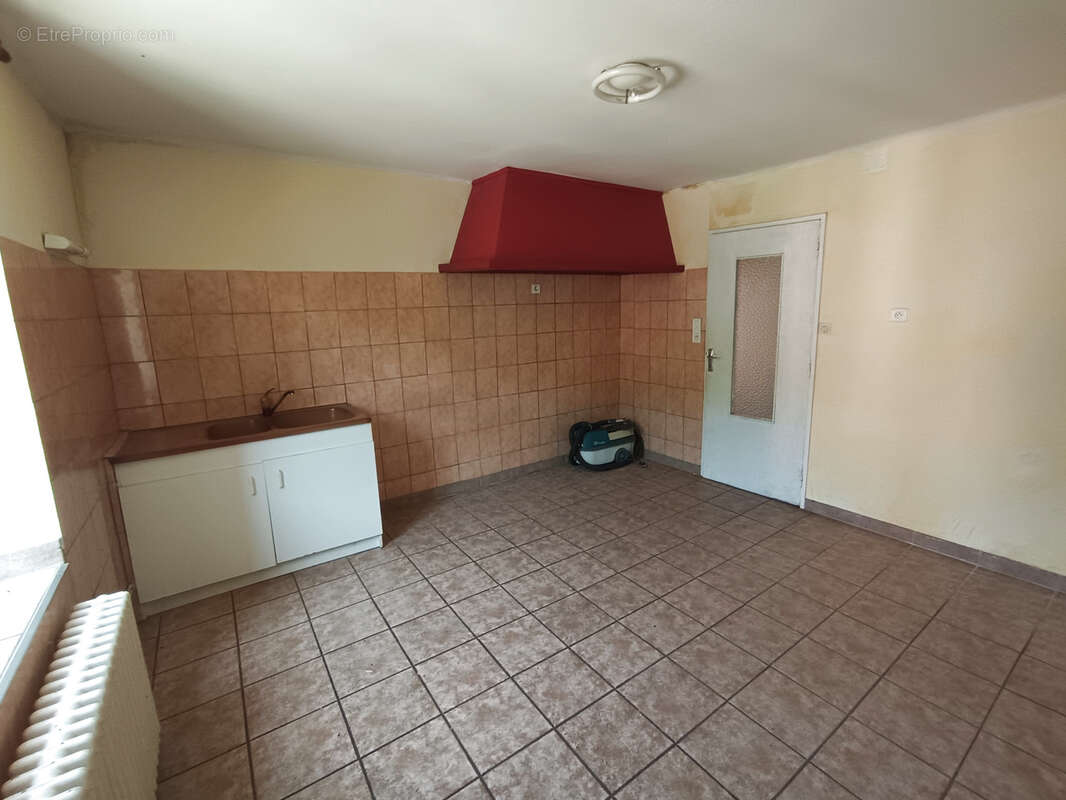 Maison à PLANCHER-BAS