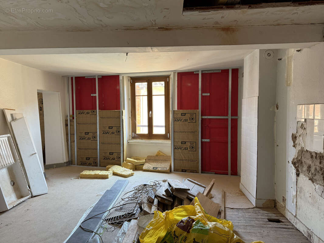 Appartement à SAINT-GERMAIN-LAVAL