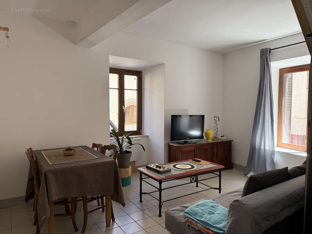 Appartement à SAINT-GERMAIN-LAVAL