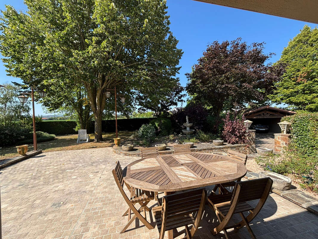 Maison à LABASTIDE-D&#039;ANJOU