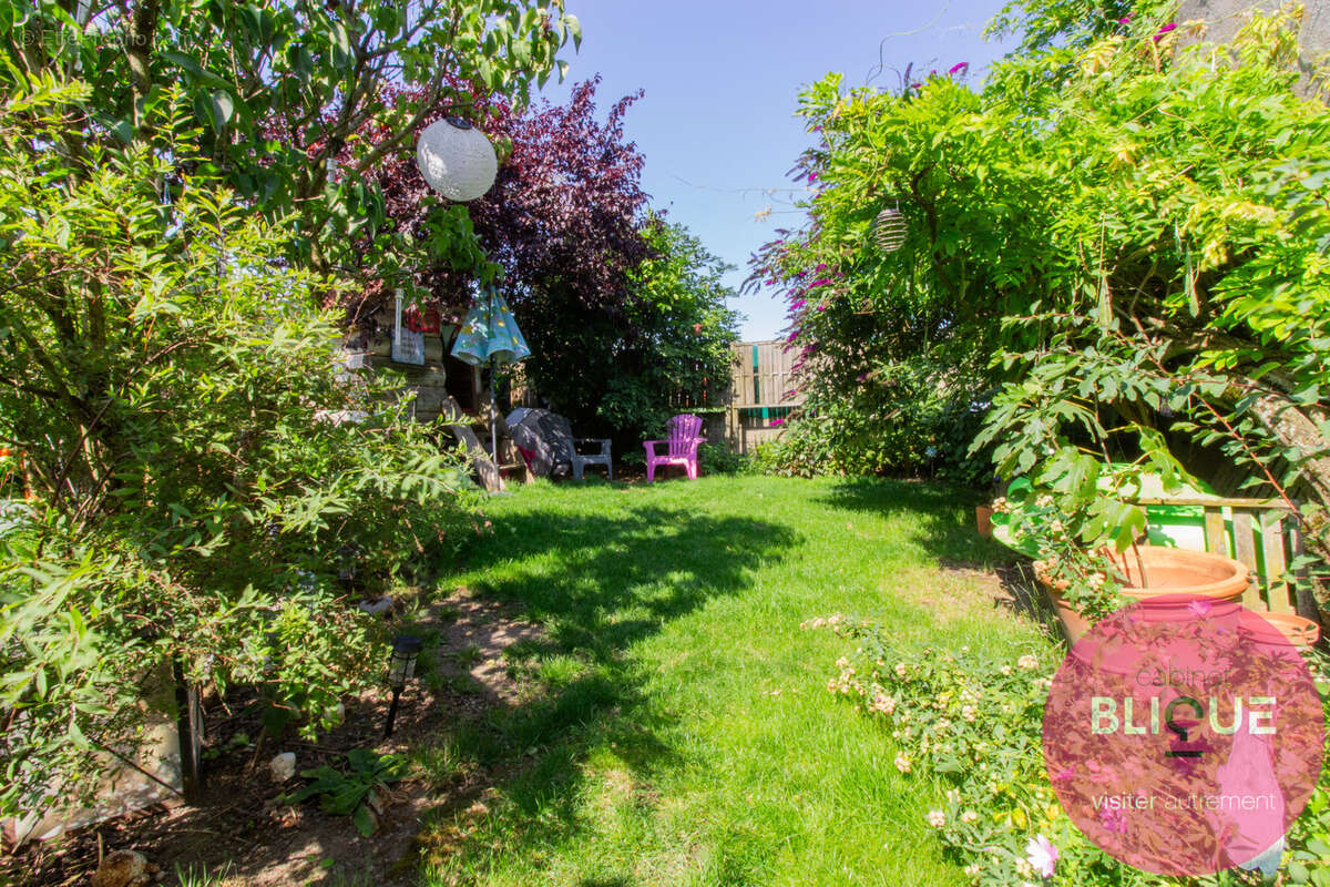 Maison à HOUDREVILLE