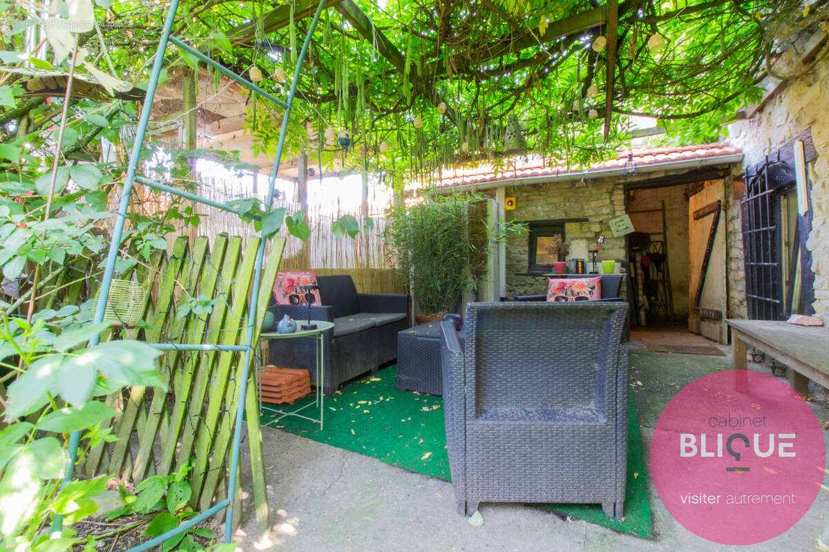 Maison à HOUDREVILLE