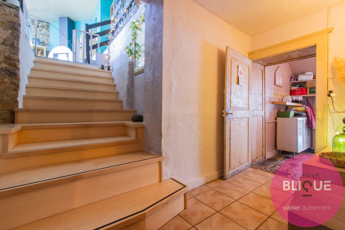 Maison à HOUDREVILLE