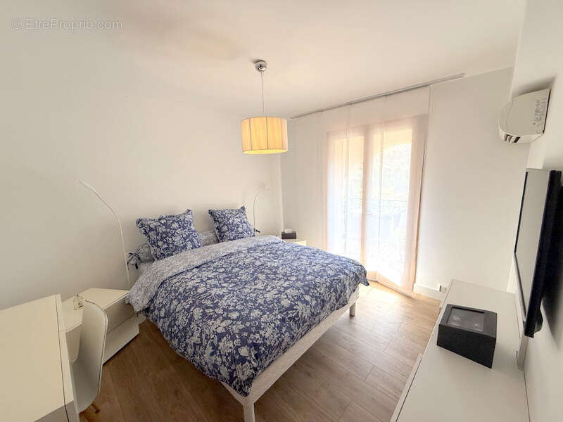 Appartement à EZE