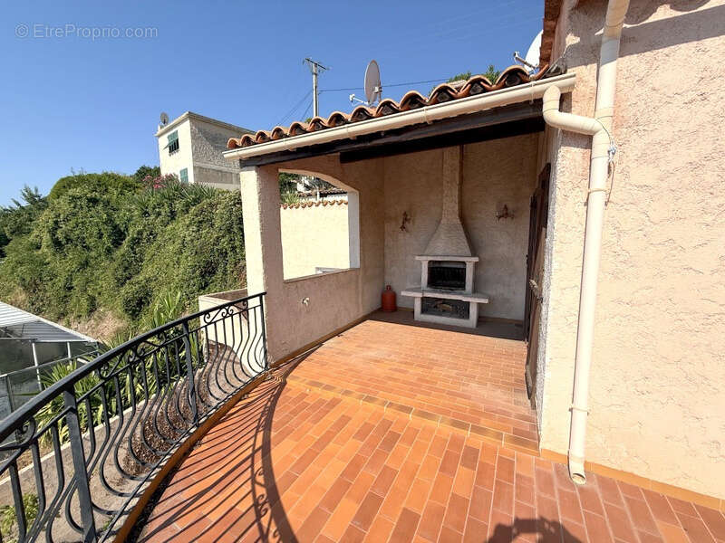 Appartement à EZE