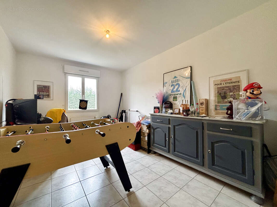 Maison à NOUAILLE-MAUPERTUIS