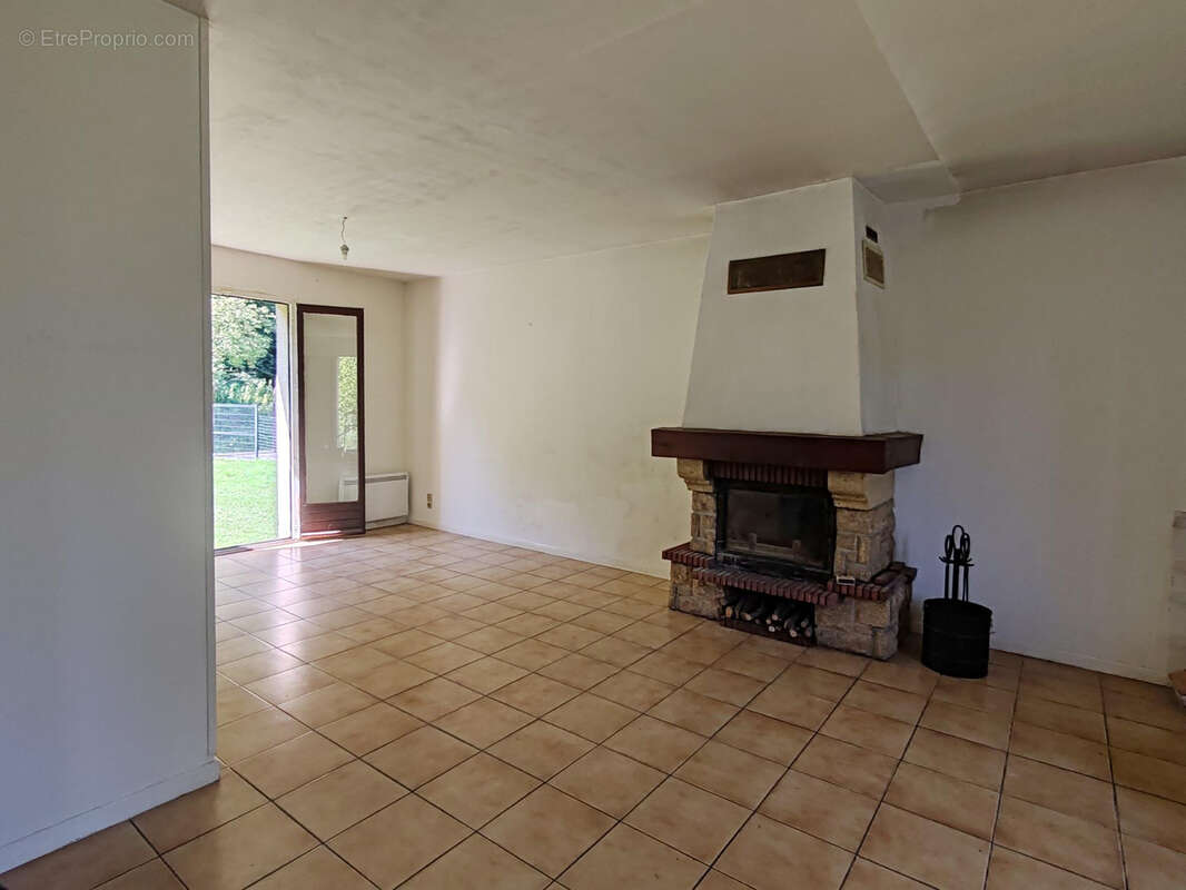 Maison à VILLERS-COTTERETS