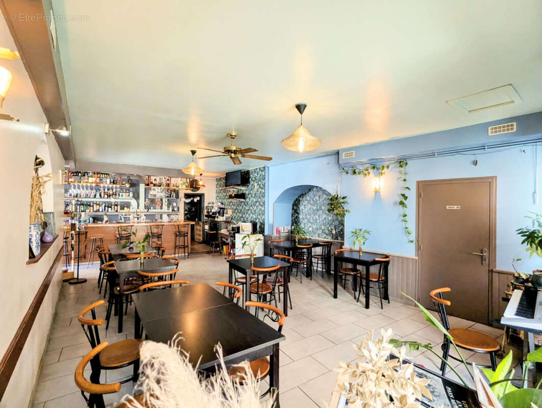 Commerce à SAINT-GERVAIS-SUR-MARE