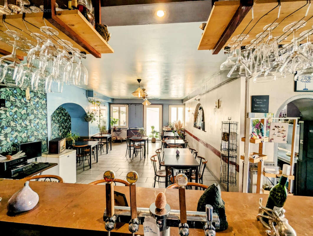 Commerce à SAINT-GERVAIS-SUR-MARE