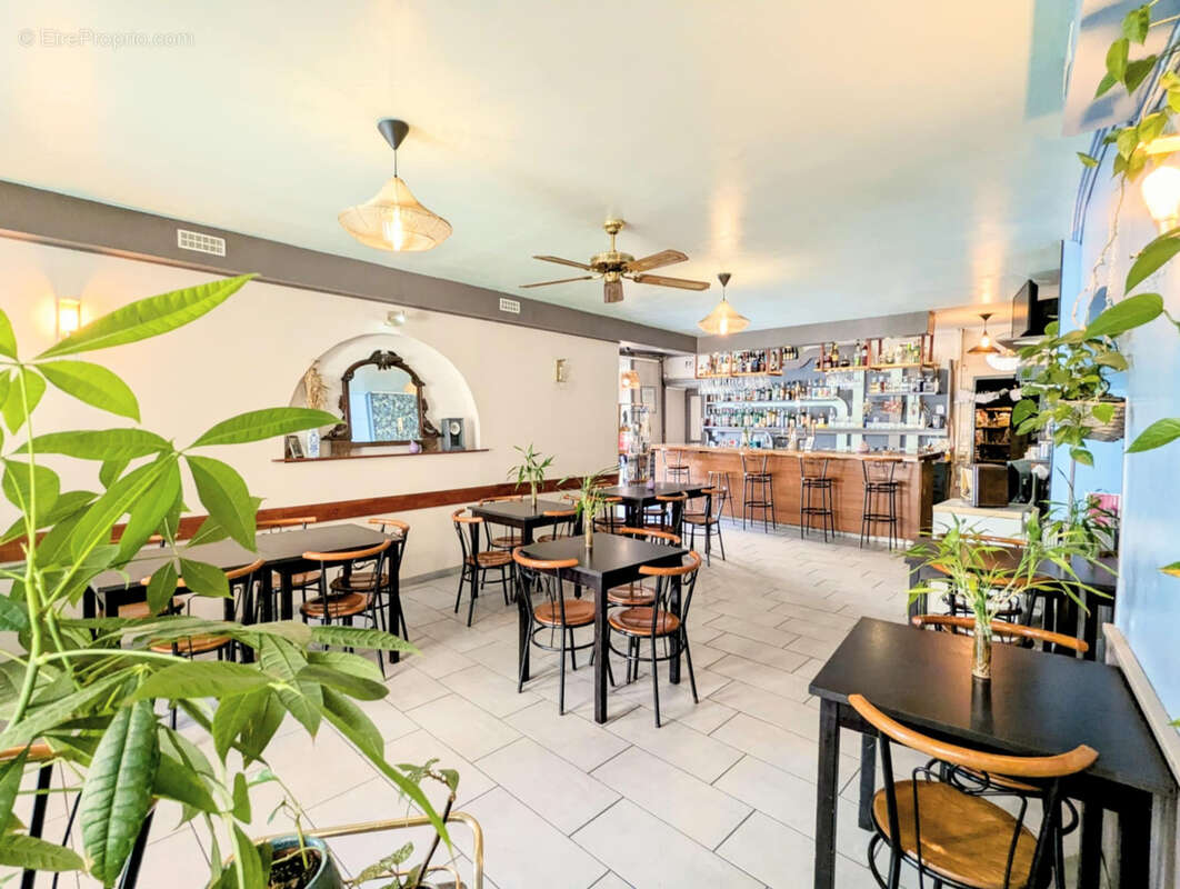 Commerce à SAINT-GERVAIS-SUR-MARE