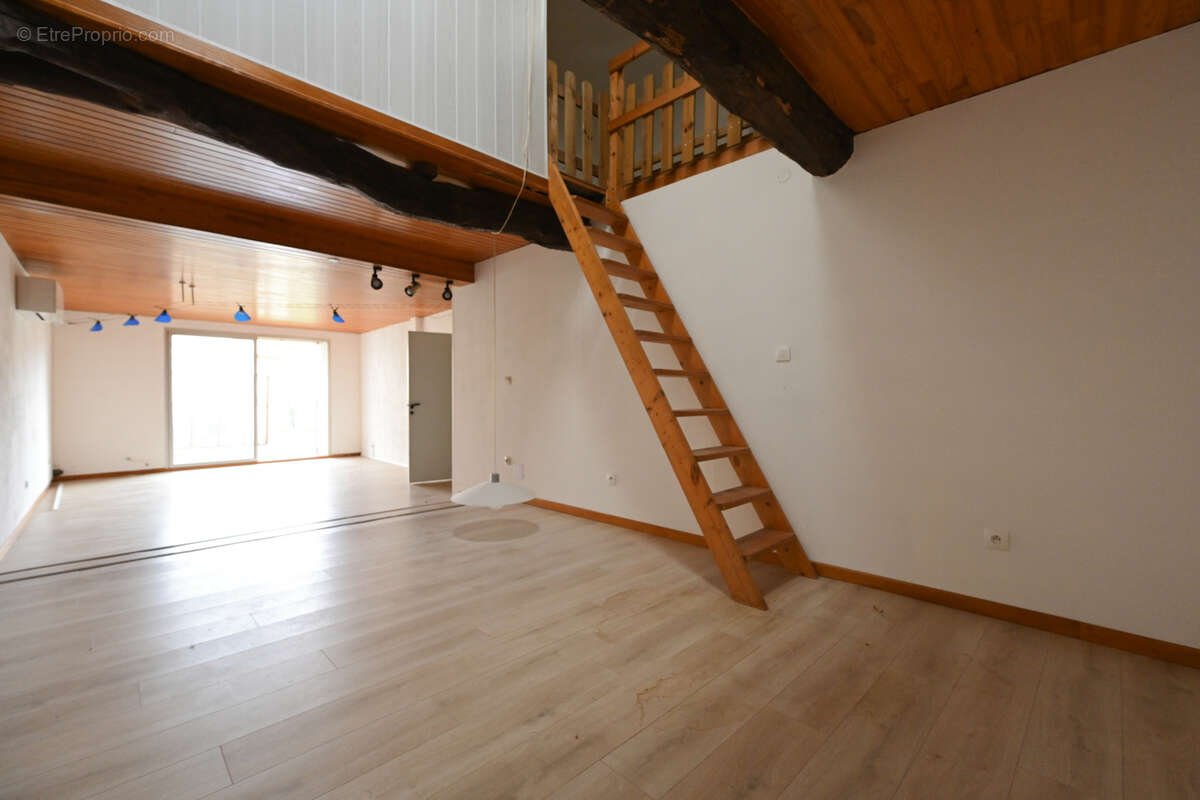 Maison à SAINTE-EULALIE