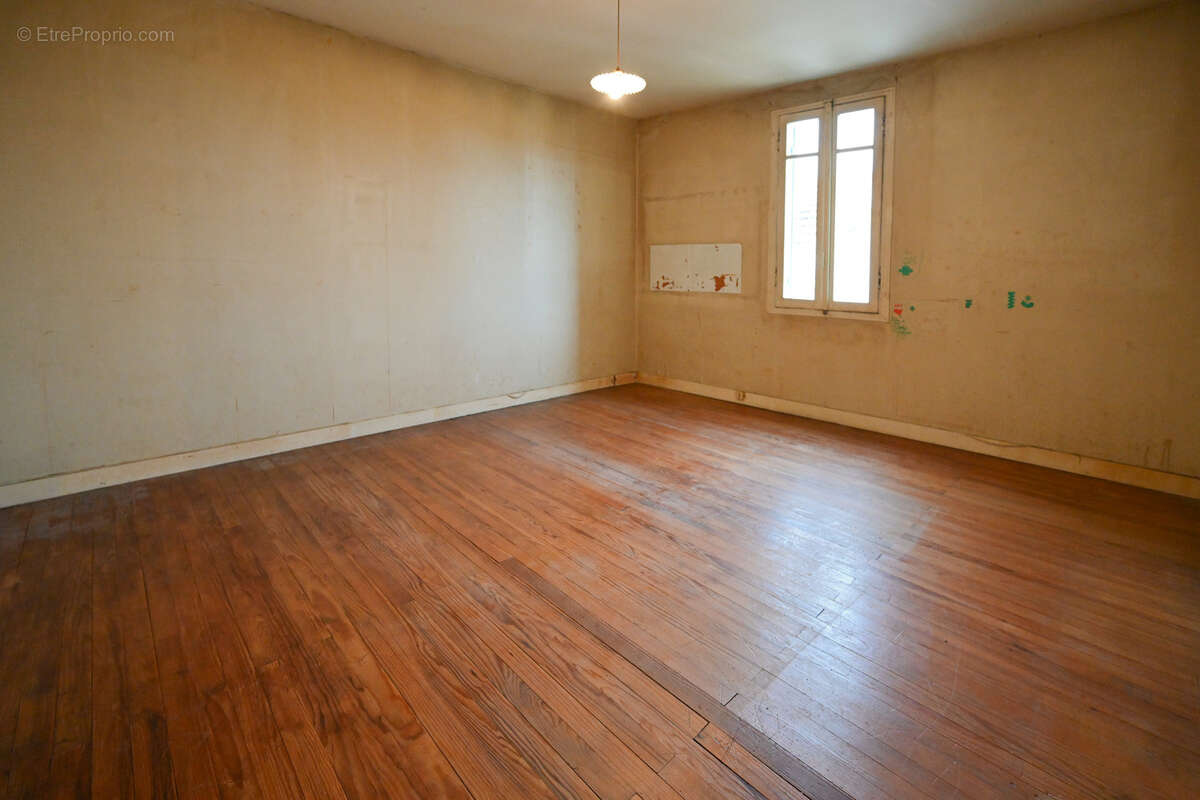 Maison à SAINTE-EULALIE