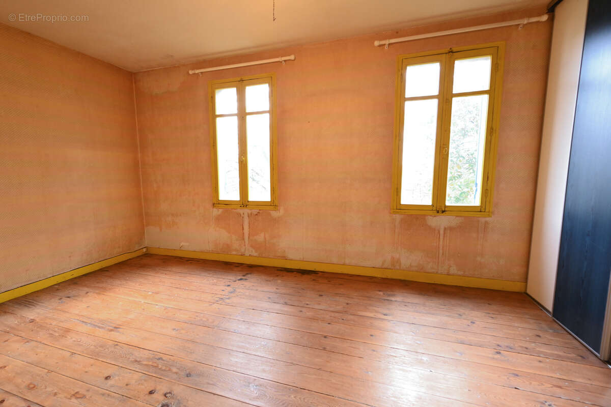 Maison à SAINTE-EULALIE