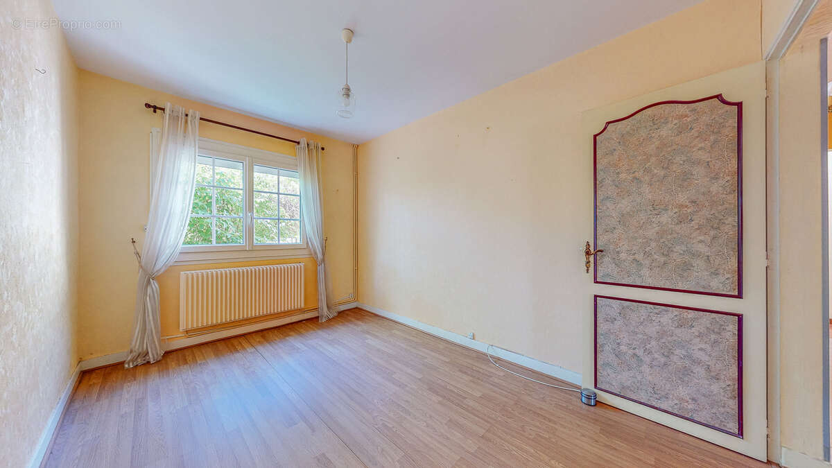 Maison à SAINTE-EULALIE