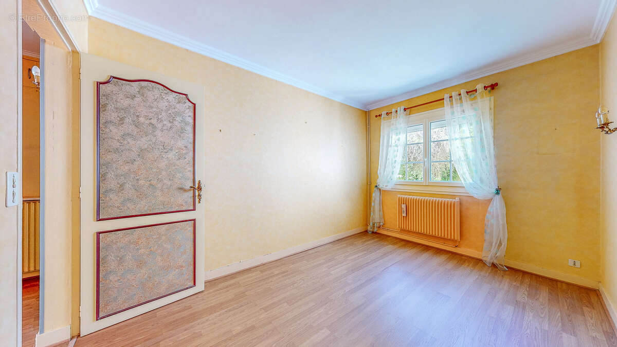 Maison à SAINTE-EULALIE