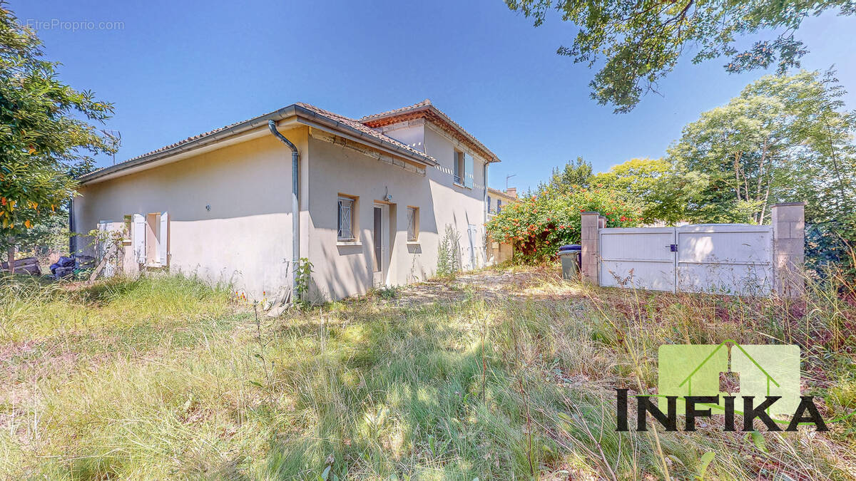 Maison à SAINTE-EULALIE