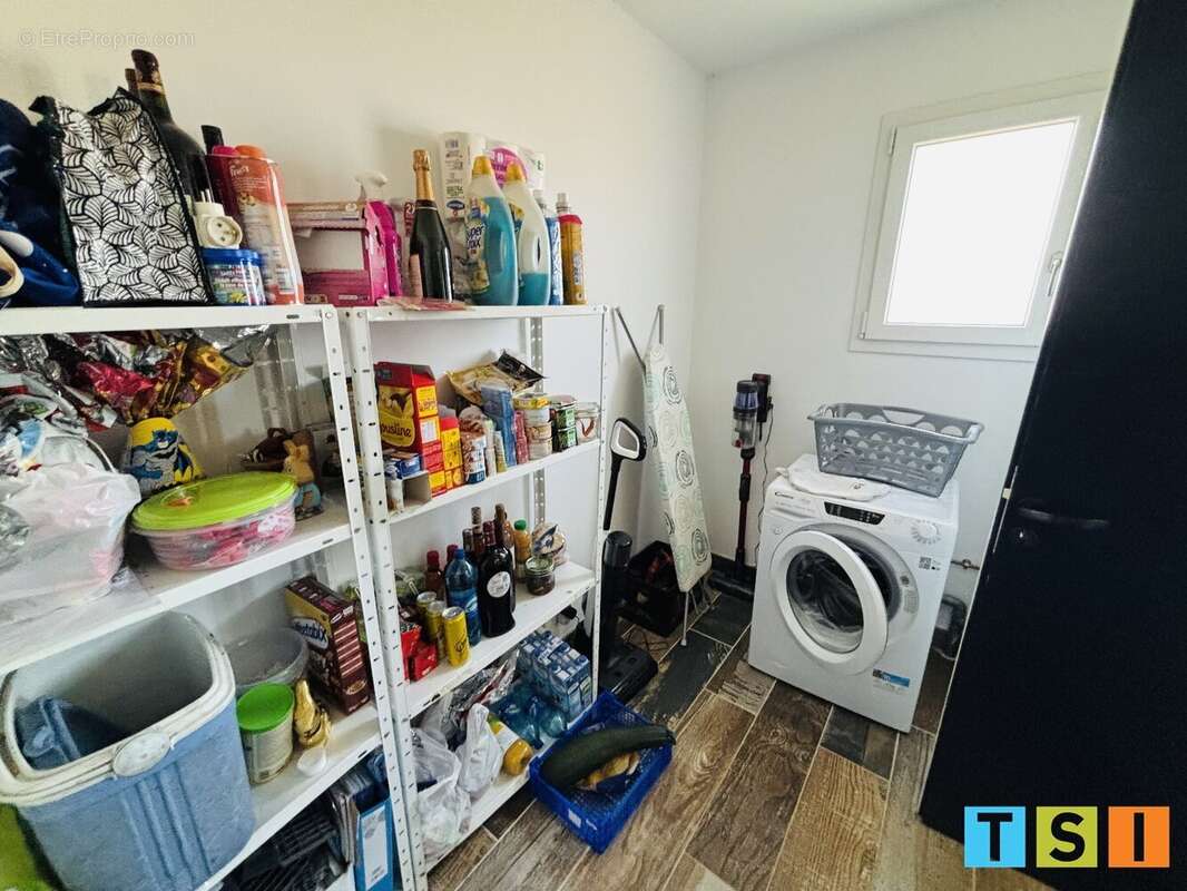 Maison à VILLENEUVE-DE-RIVIERE