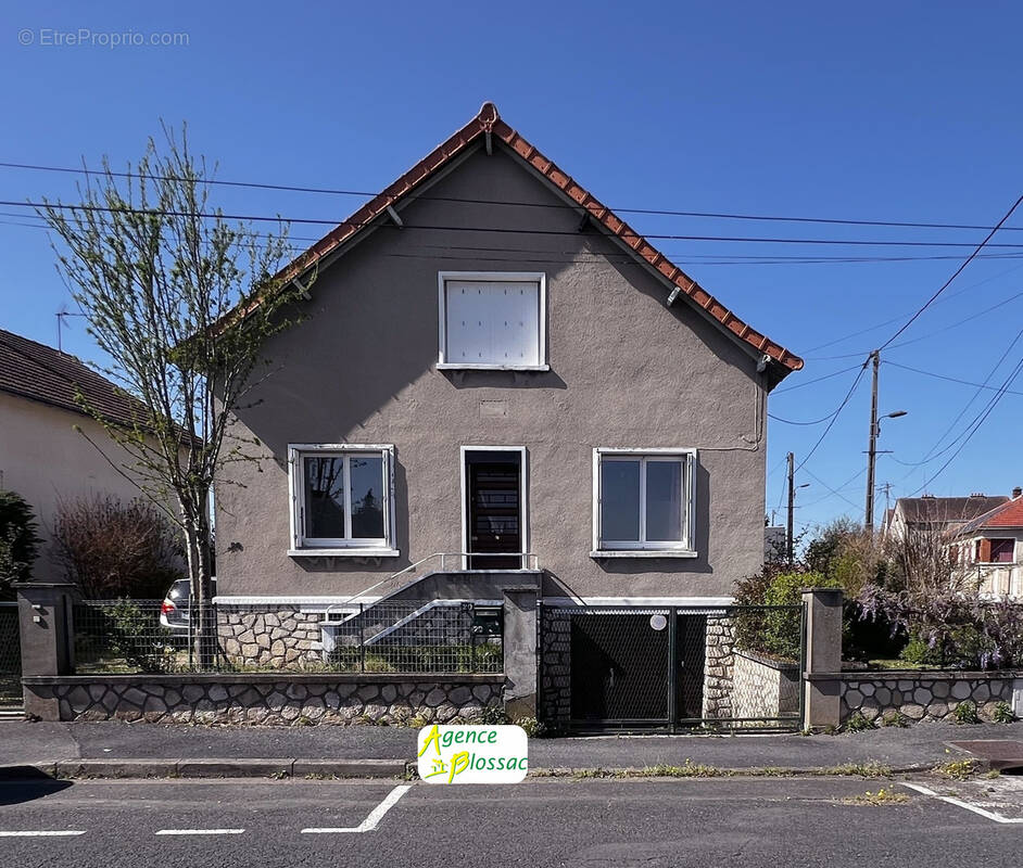 Maison à CHATELLERAULT