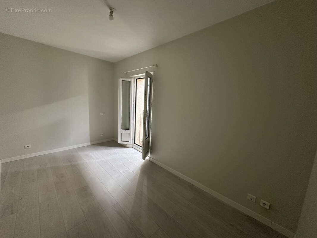 Maison à BIRAC-SUR-TREC