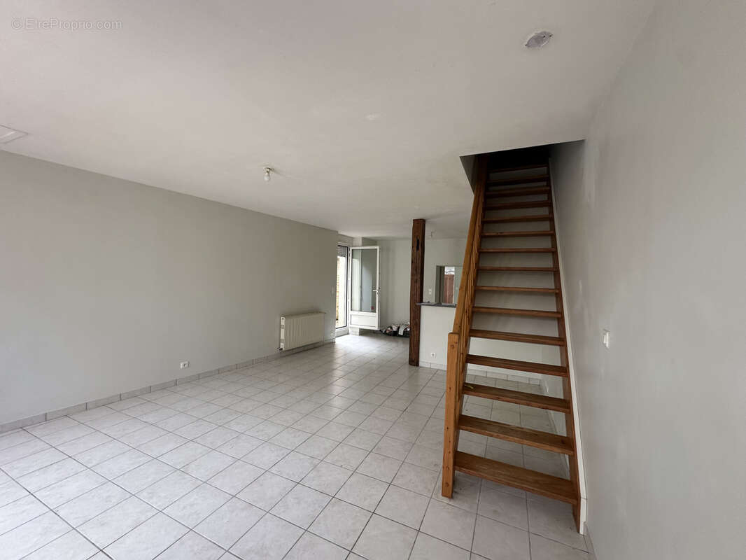 Maison à BIRAC-SUR-TREC