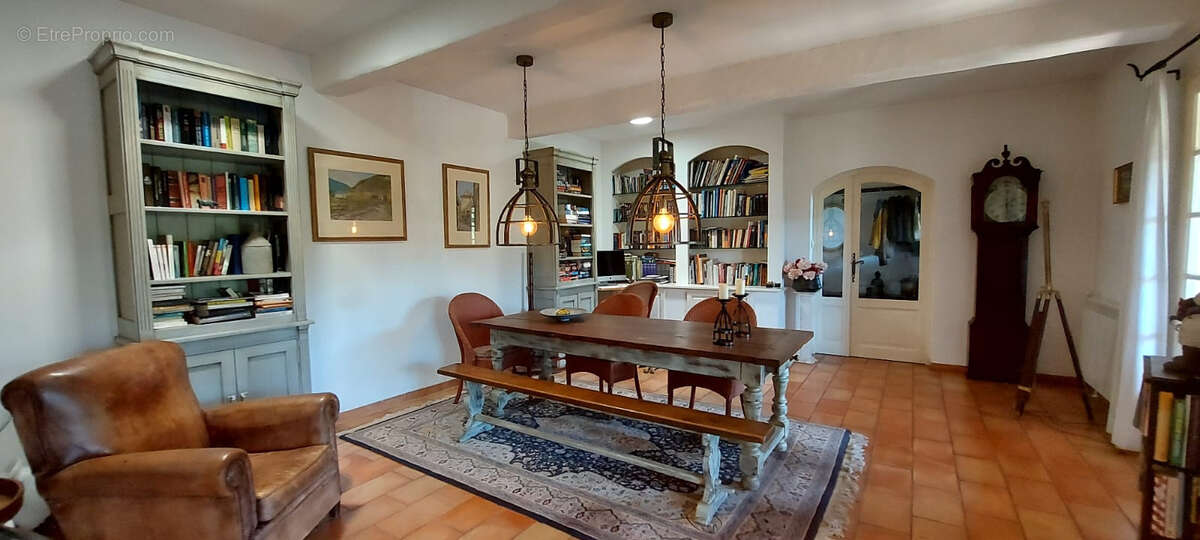 Maison à DRAGUIGNAN