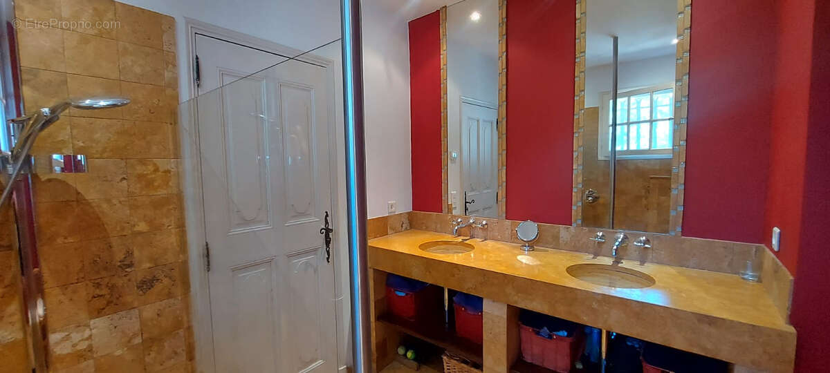 Maison à DRAGUIGNAN