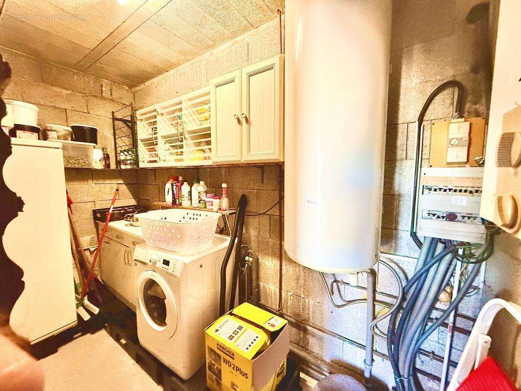 Maison à BEZAUDUN-LES-ALPES