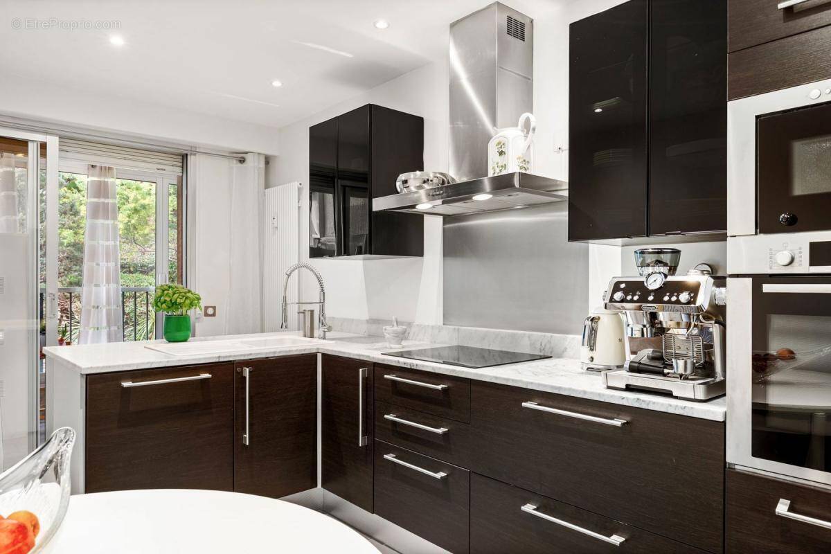 Appartement à VALLAURIS