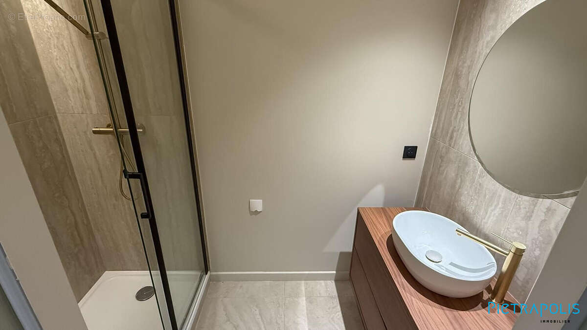 Appartement à LYON-1E