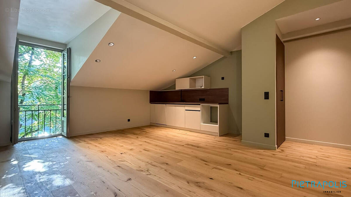 Appartement à LYON-1E
