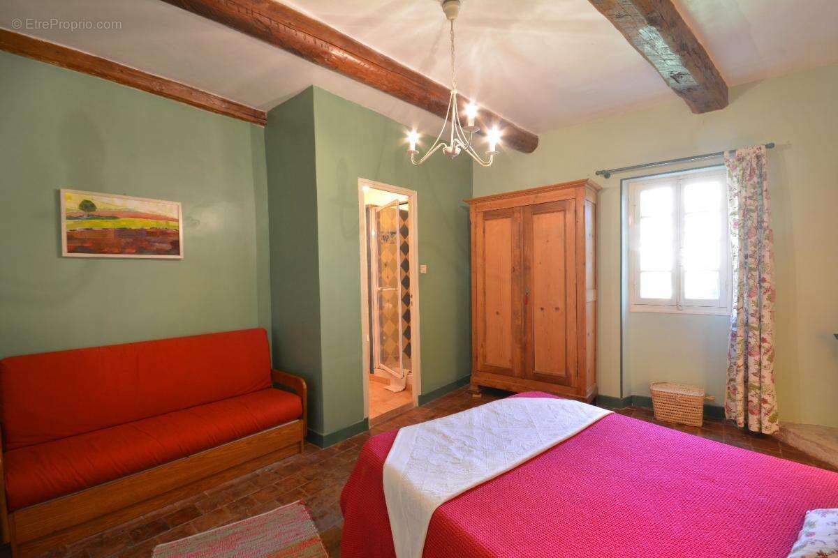 Maison à LE BARROUX