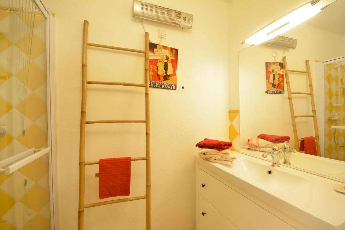 Maison à LE BARROUX