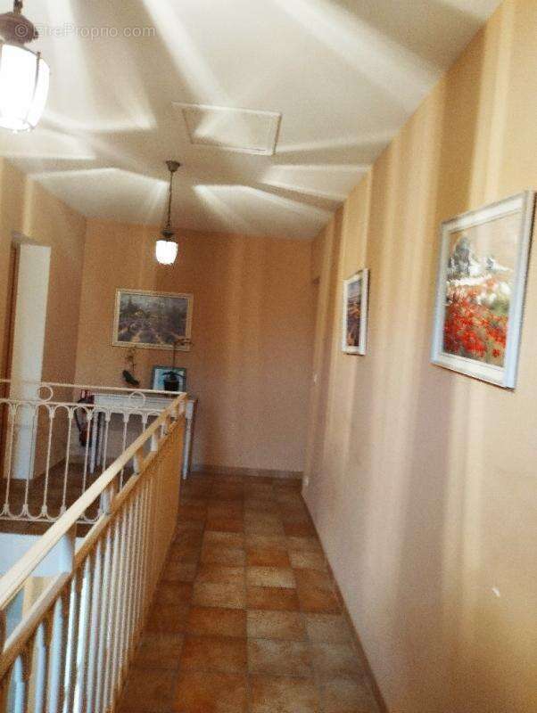 Appartement à L'ISLE-SUR-LA-SORGUE