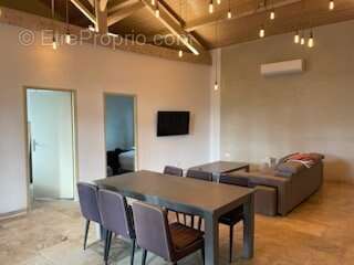 Maison à CAUMONT-SUR-DURANCE